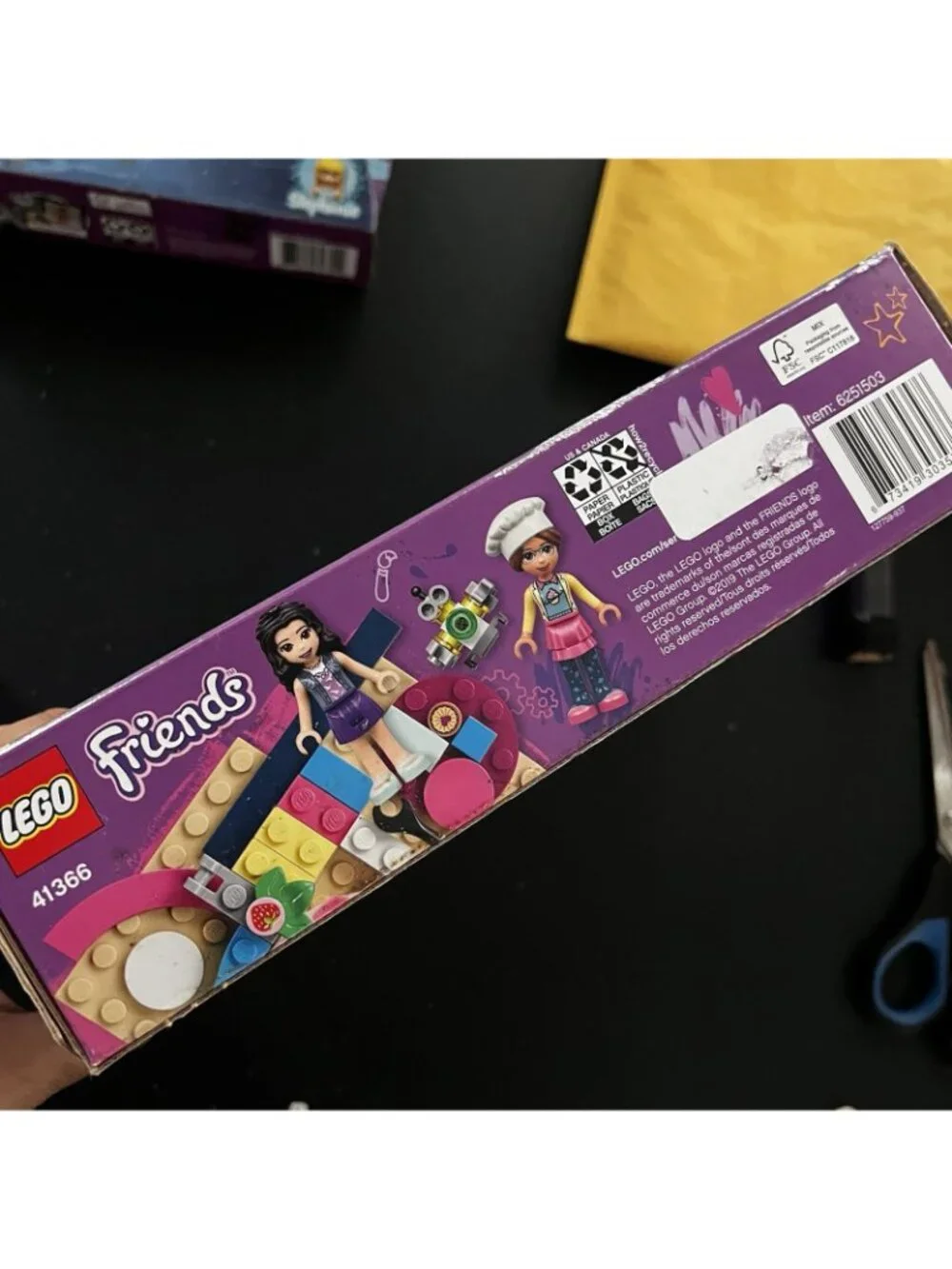 LEGOFriends Heartlake City 41366 Olivia’s Cupcake Cafe RARE/RETIRED